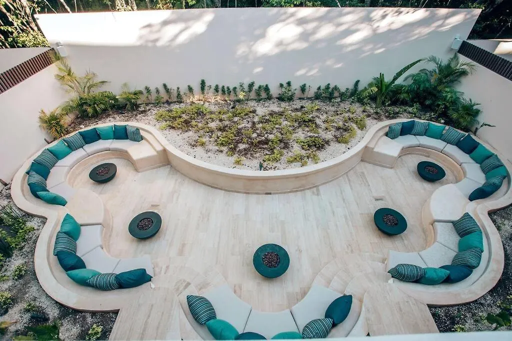 アパート Jungle View 1 Br. Apt. With Great Infinity Pool トゥルム